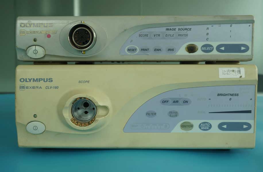 Olympus CV 160 Video Processor & CLV 160 Light Sourc