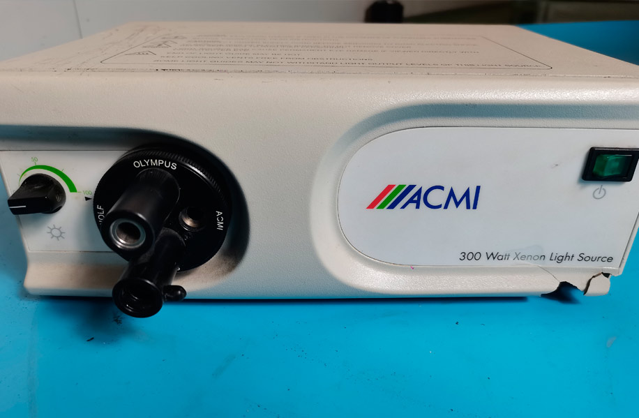 endoscopes for sale acmi mv 9090 300 watt xenon light source