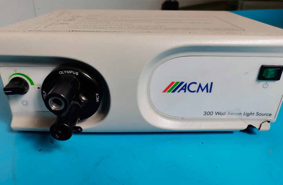 endoscopes for sale acmi mv 9090 300 watt xenon light source