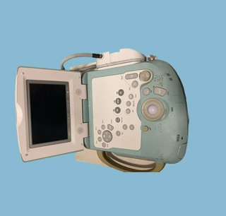 SU-8000