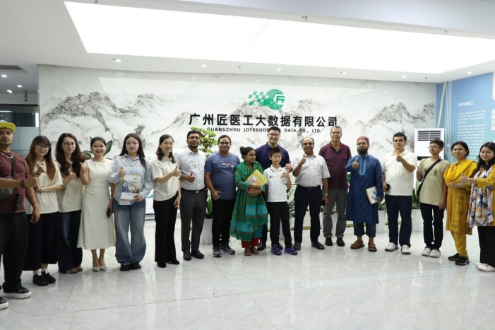 visit-exchange-with-medical-experts-from-bangladesh09.jpg visit-exchange-with-medical-experts-from-bangladesh09.jpg